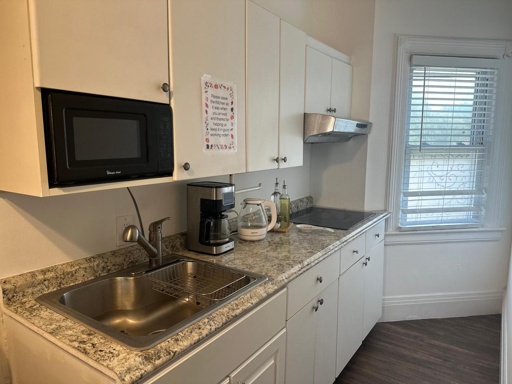 Cozy Private Bedrooms Kitchen Wifi Englewood Bagian luar foto
