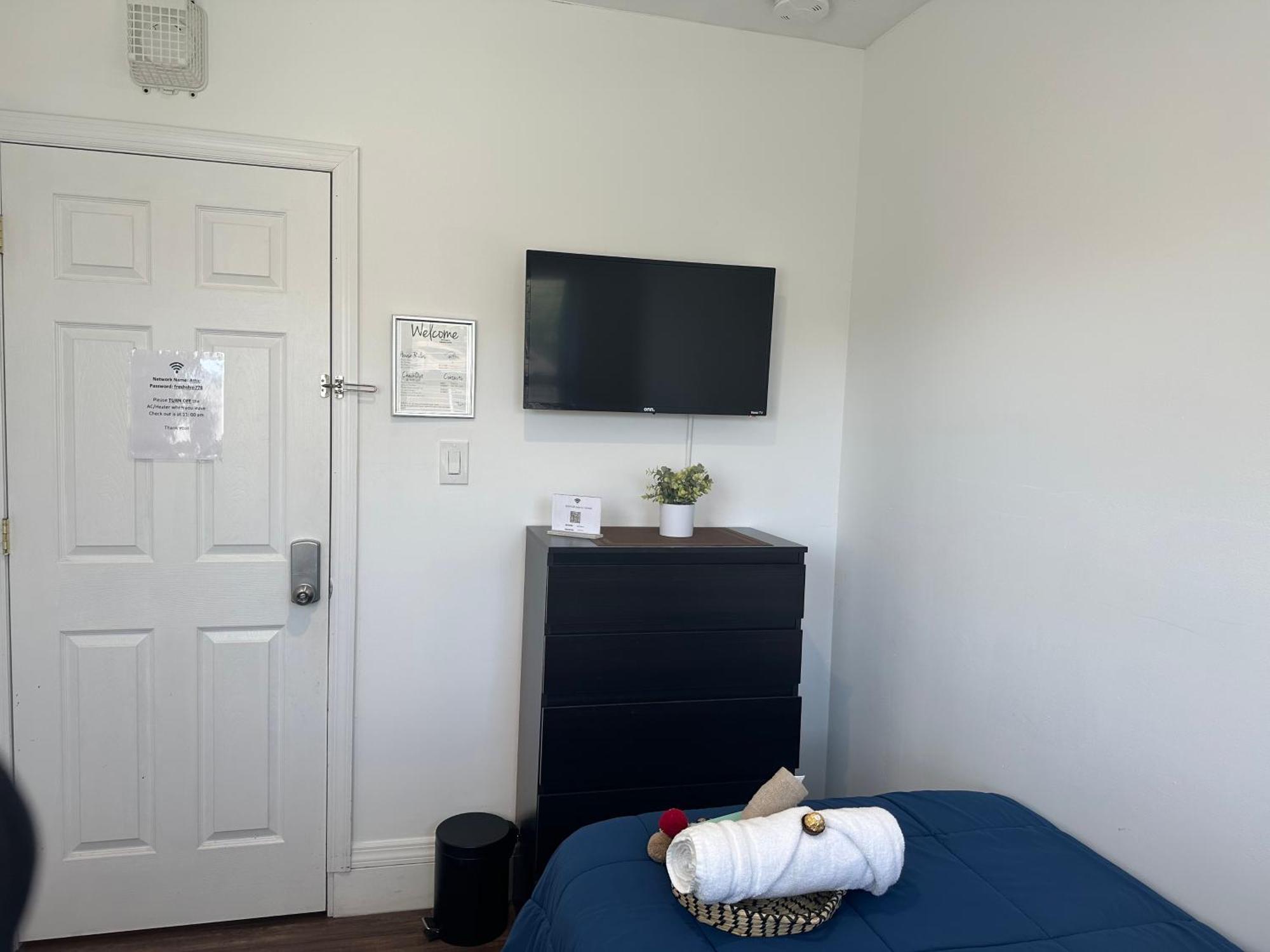 Cozy Private Bedrooms Kitchen Wifi Englewood Bagian luar foto